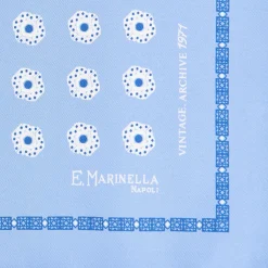 E.Marinella Pochette Da Taschino|POCHETTE DA TASCHINO IN SETA STAMPATA A MANO AZZURRA Fantasia archivio 1971